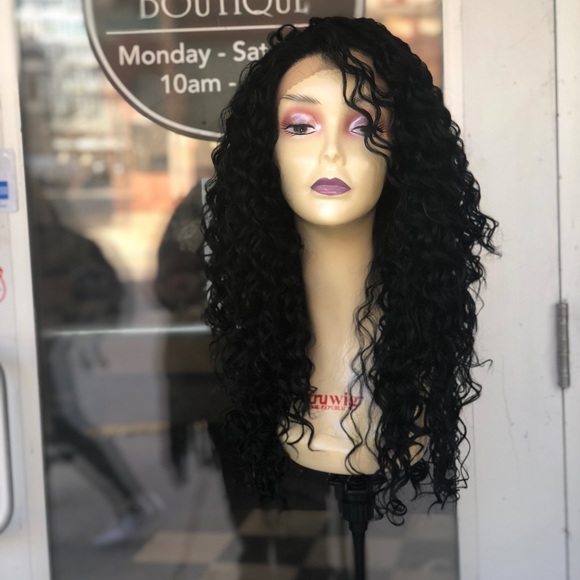 Black curly swisslace lacefront Freepart Long Wig - Picture 5 of 8